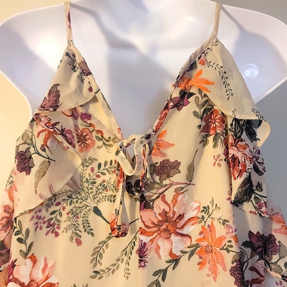 ASU Wish Size Small Spring Summer women mini dress Floral Cream and Above knee - Picture 7 of 8